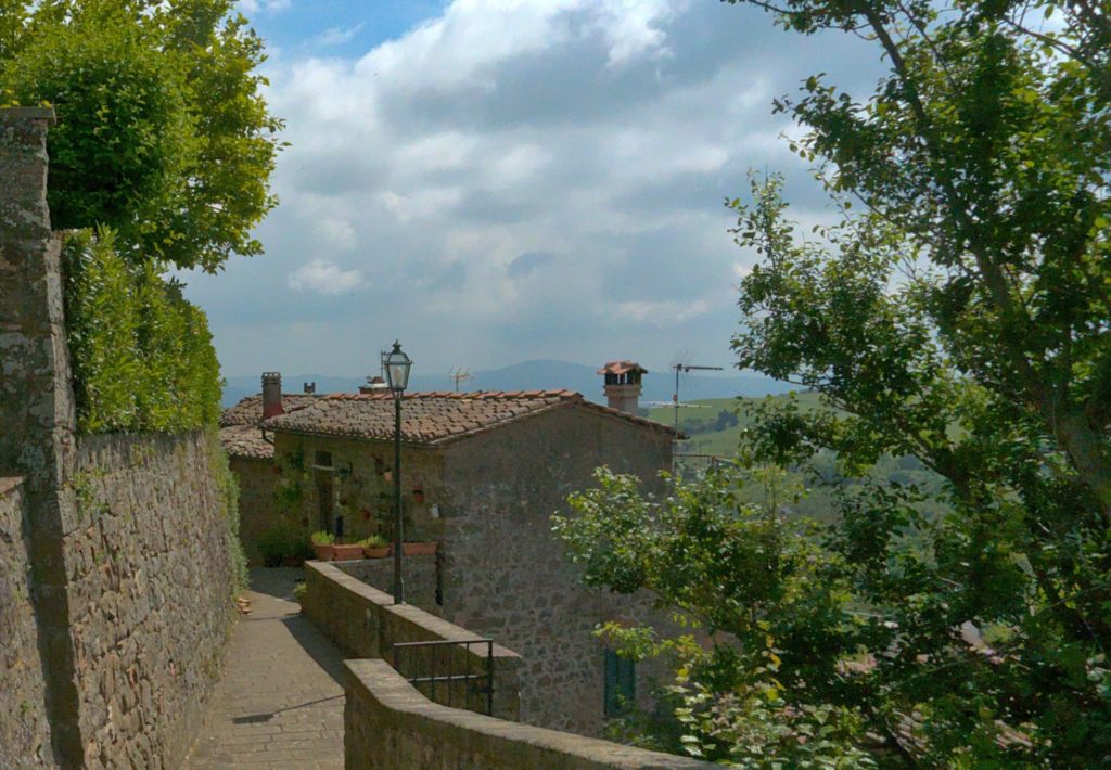 Vieni a vivere a Montecatini Val di Cecina